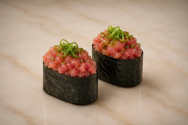 Ensalada de wakame con alga
